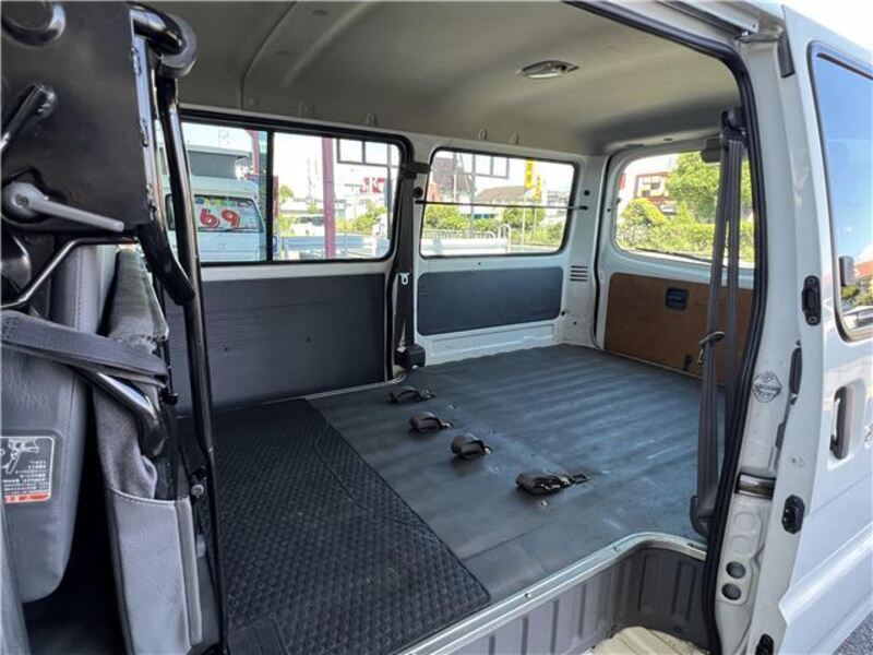 BONGO VAN