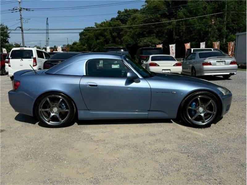 S2000