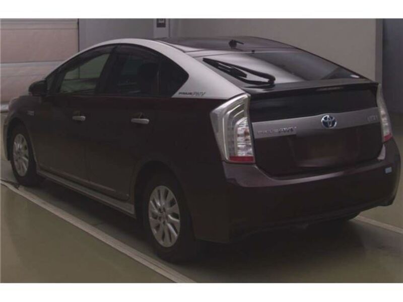 PRIUS PHV