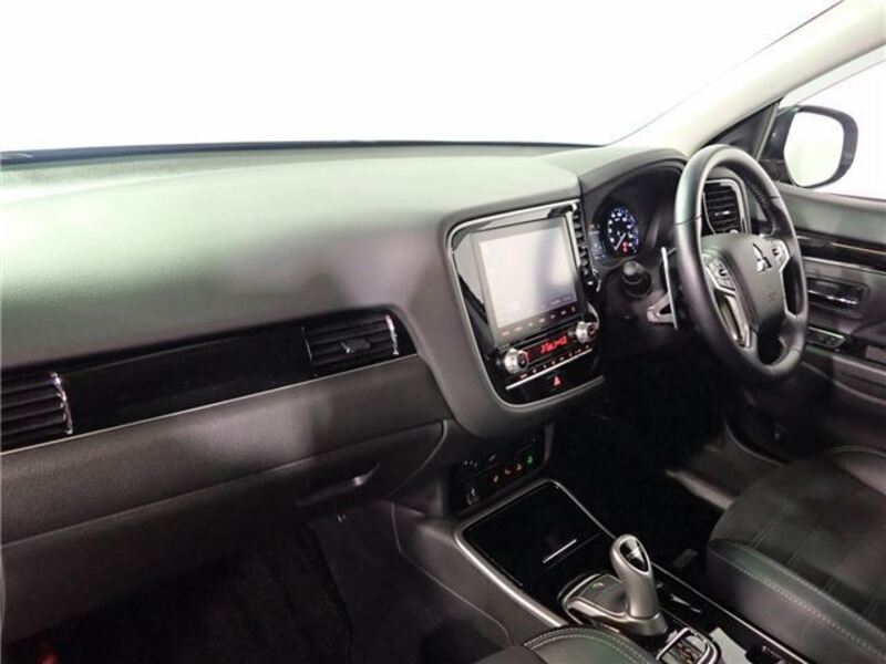 OUTLANDER PHEV
