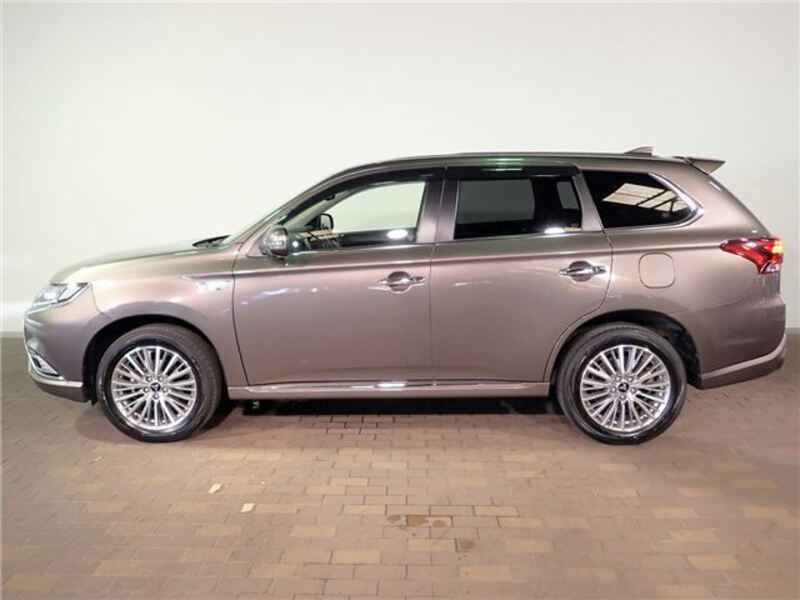 OUTLANDER PHEV