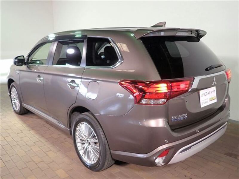 OUTLANDER PHEV