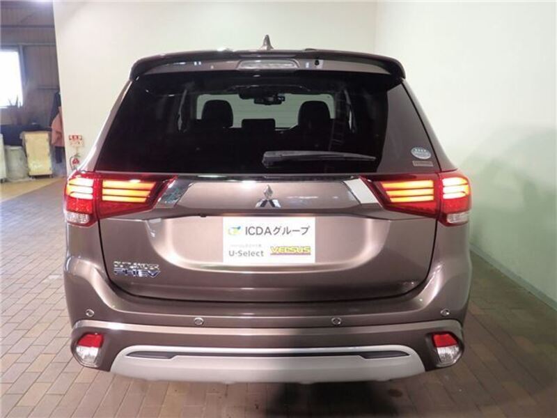 OUTLANDER PHEV