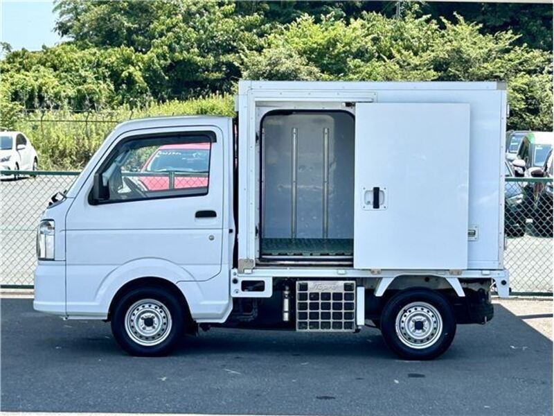CARRY TRUCK