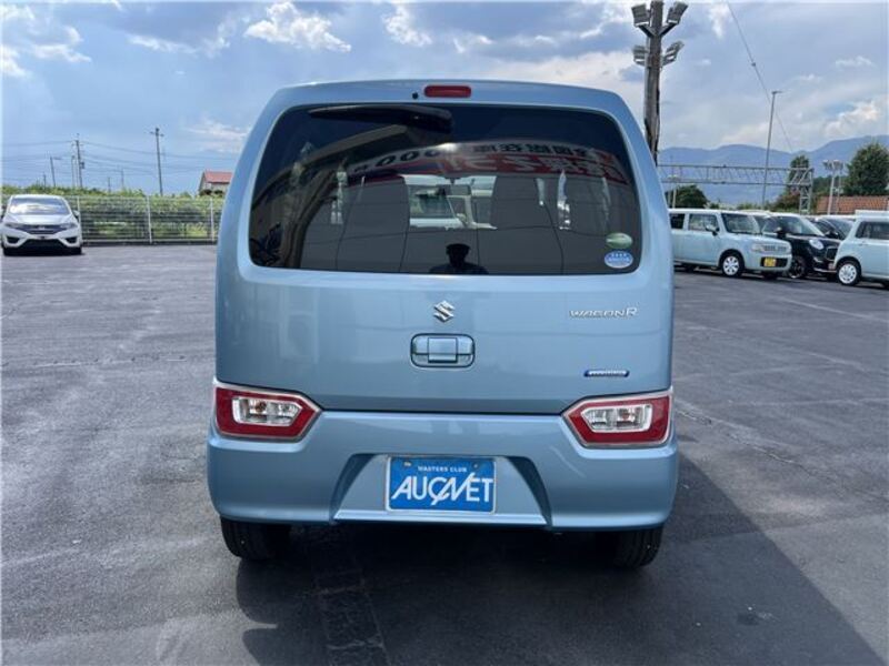 WAGON R