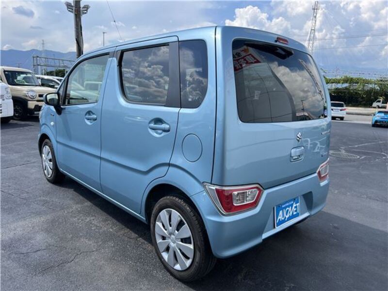 WAGON R