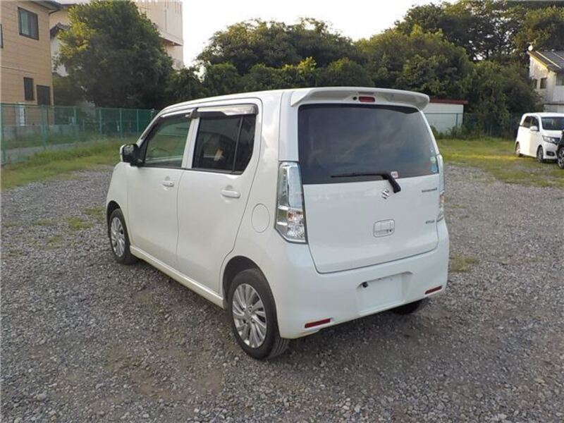 WAGON R