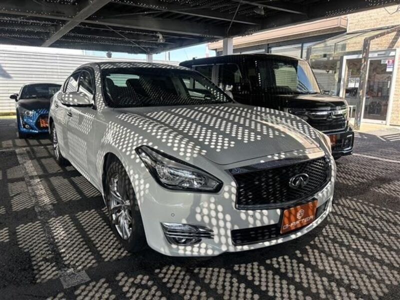 NISSAN FUGA