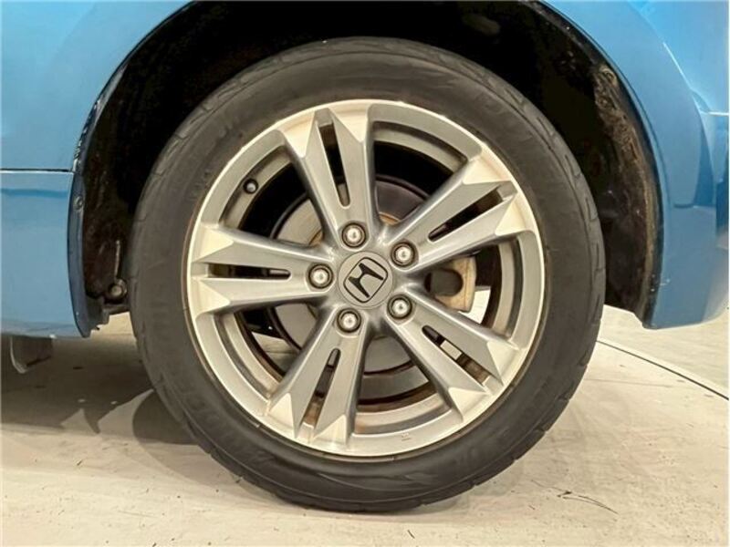 CR-Z