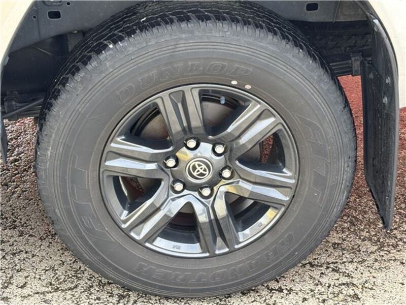 HILUX