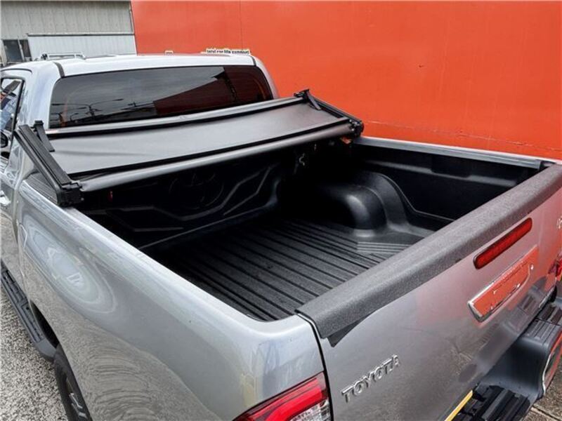 HILUX