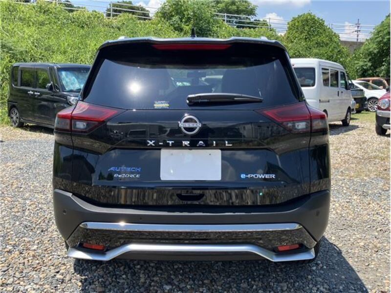 X-TRAIL