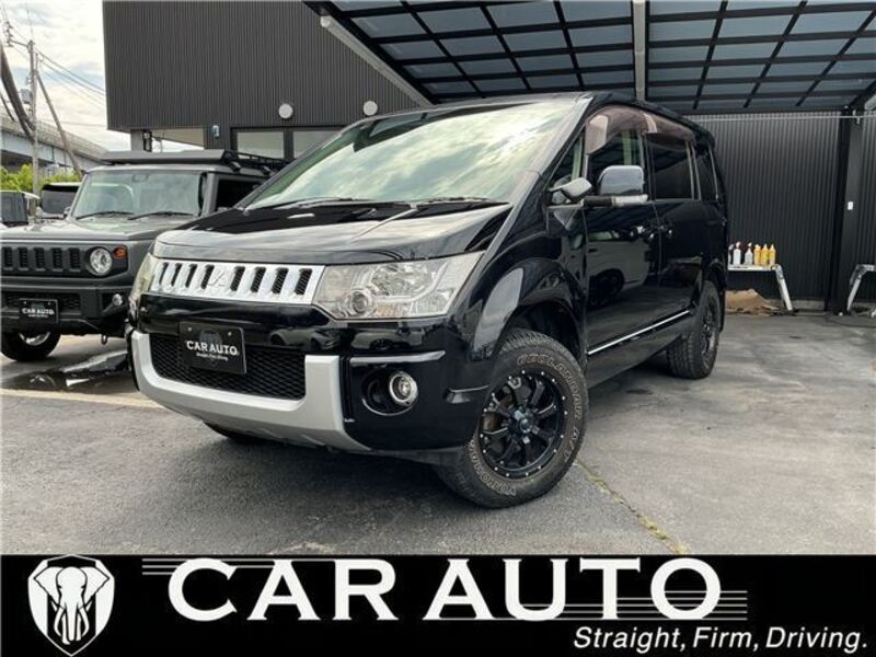 MITSUBISHI DELICA D5