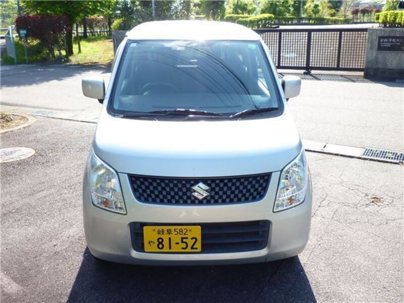 WAGON R