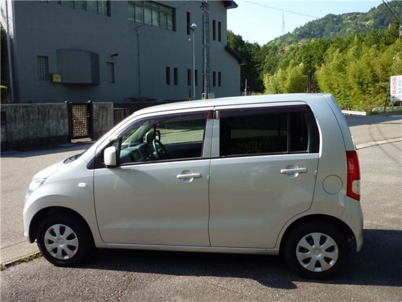WAGON R