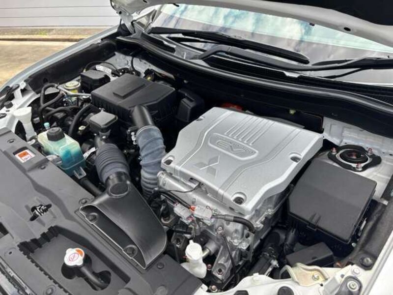 OUTLANDER PHEV