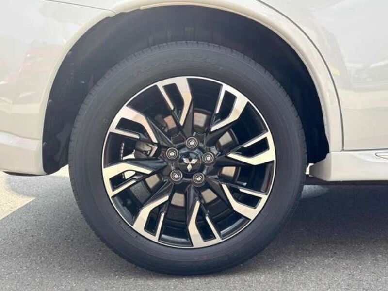 OUTLANDER PHEV