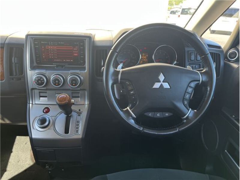 DELICA D5