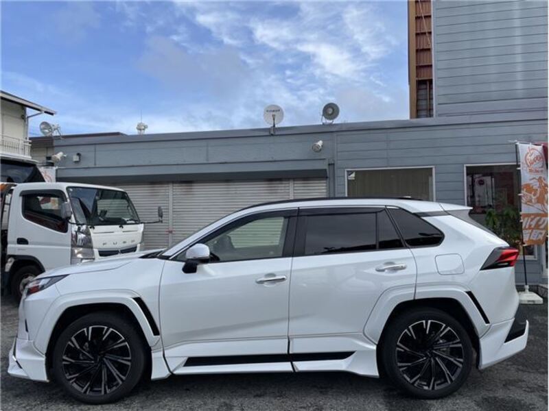 RAV4
