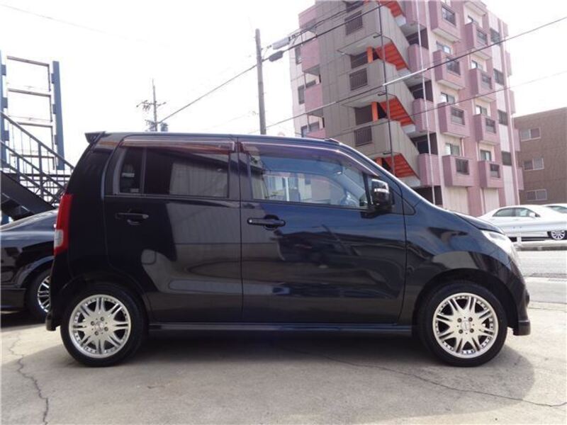 WAGON R