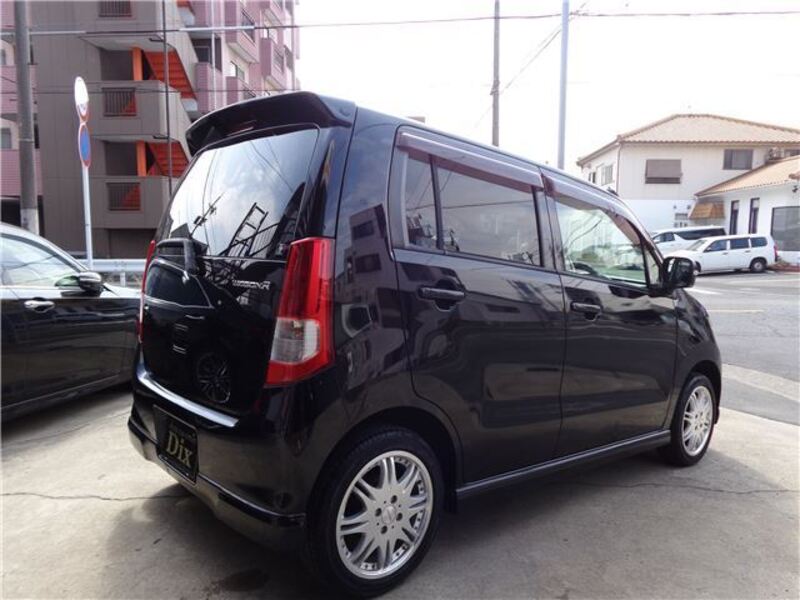 WAGON R