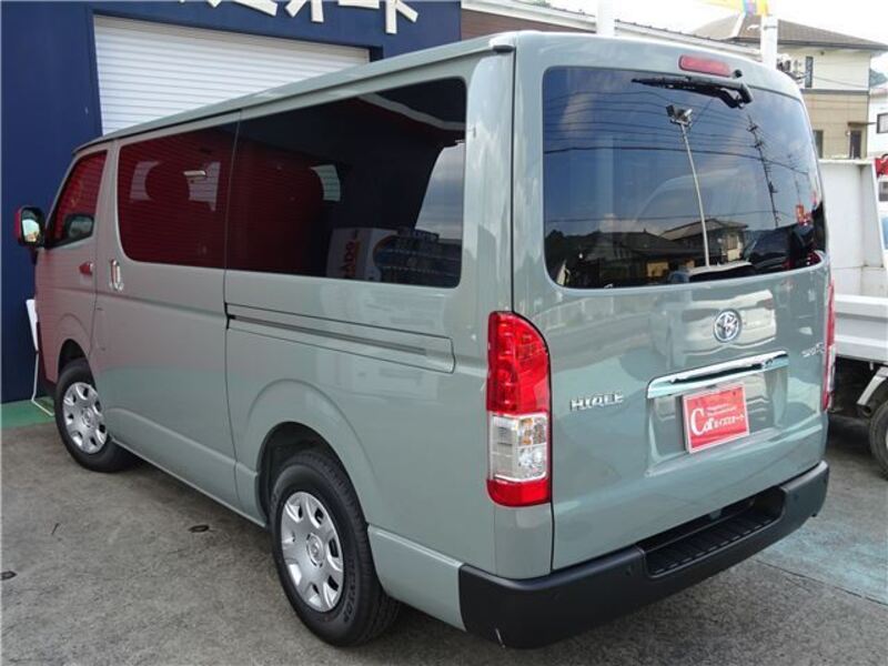 HIACE