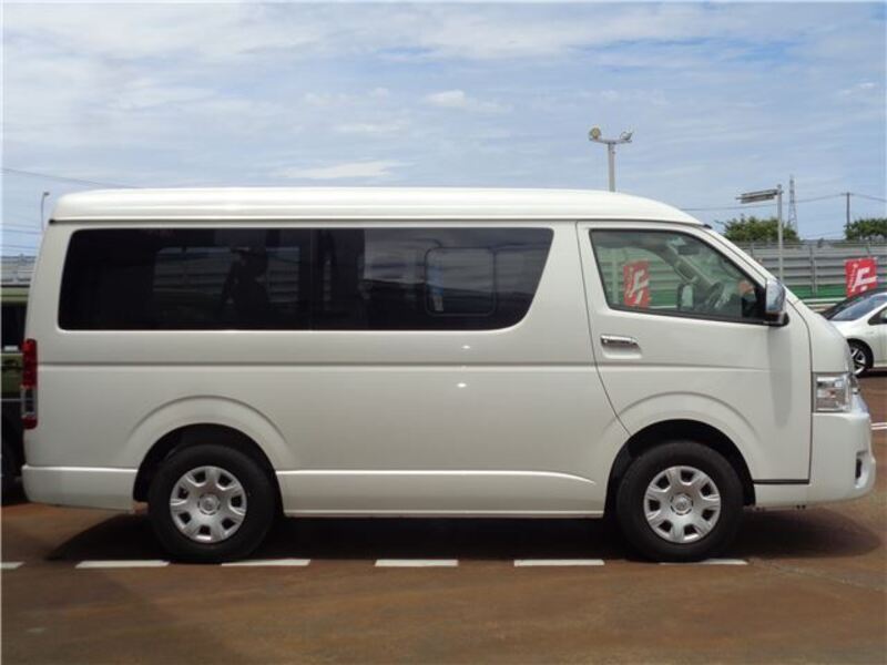 HIACE