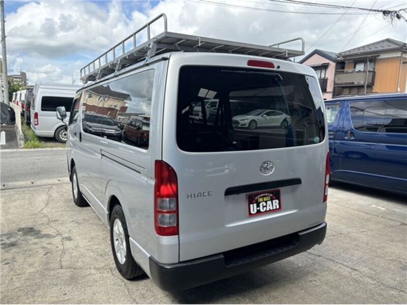 HIACE VAN