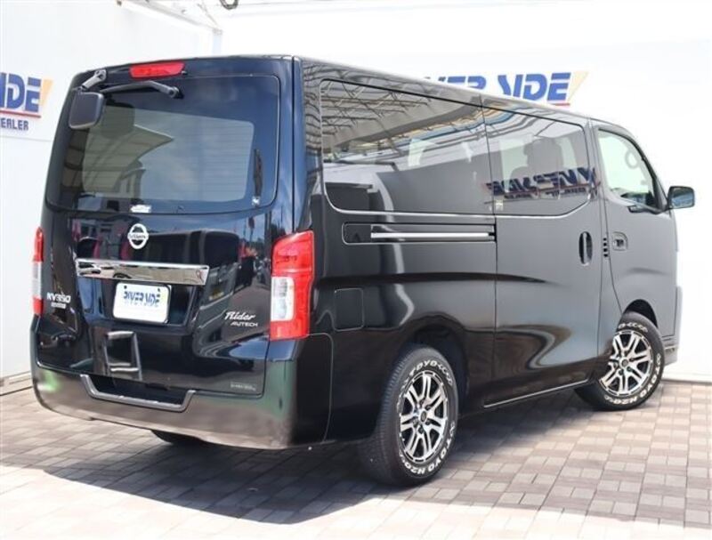 NV350 CARAVAN