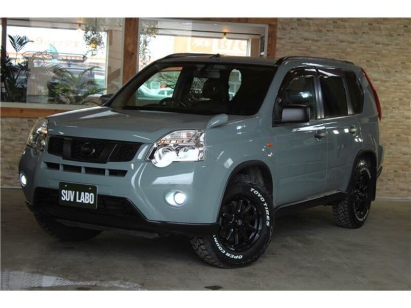 X-TRAIL