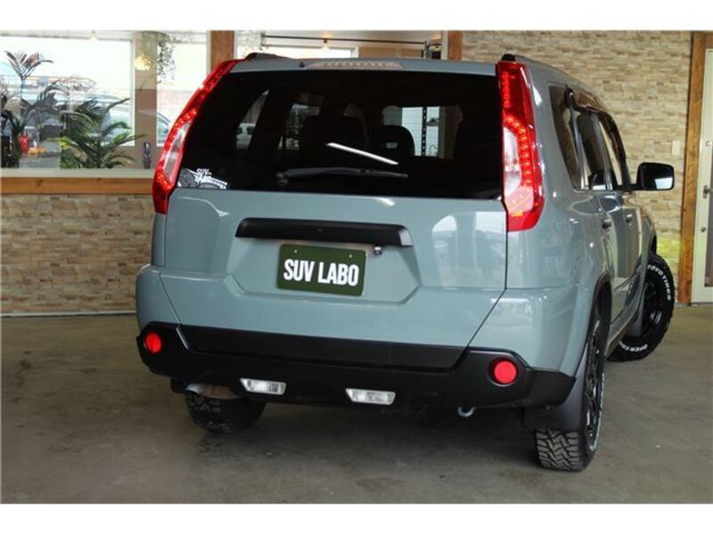 X-TRAIL
