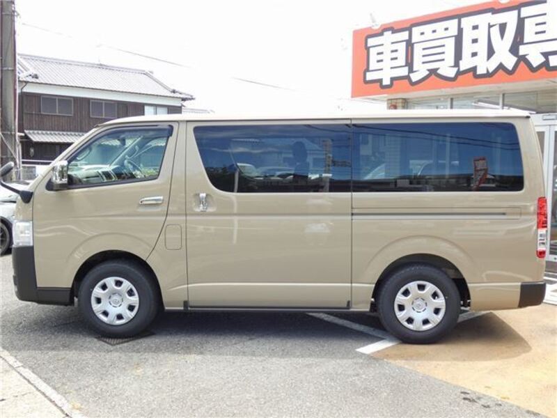 HIACE VAN