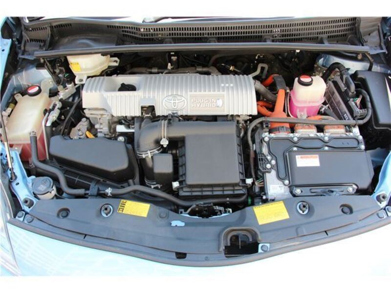 PRIUS PHV