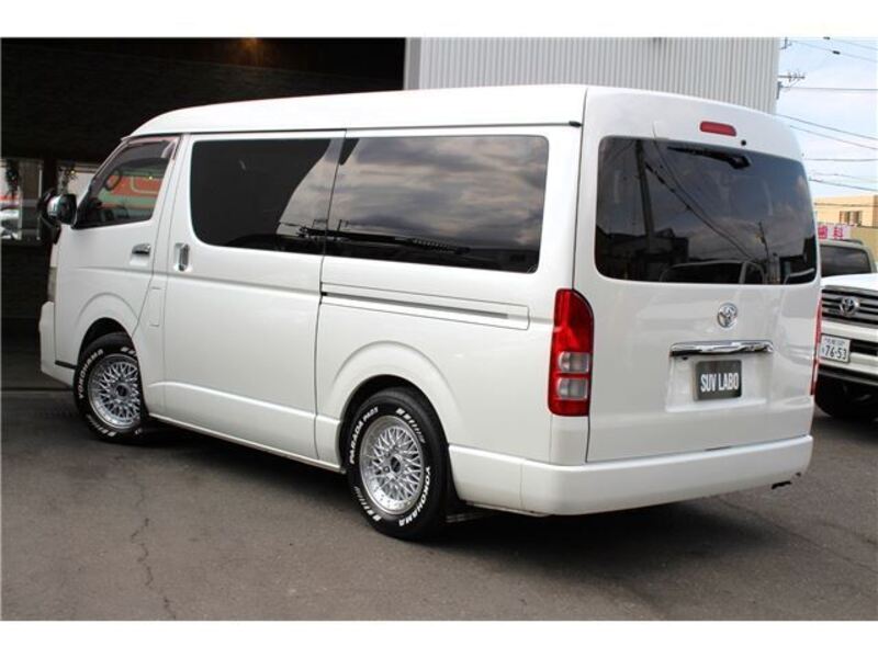 HIACE