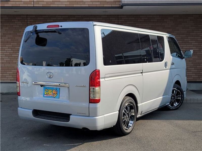 HIACE