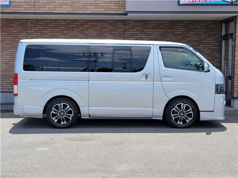HIACE