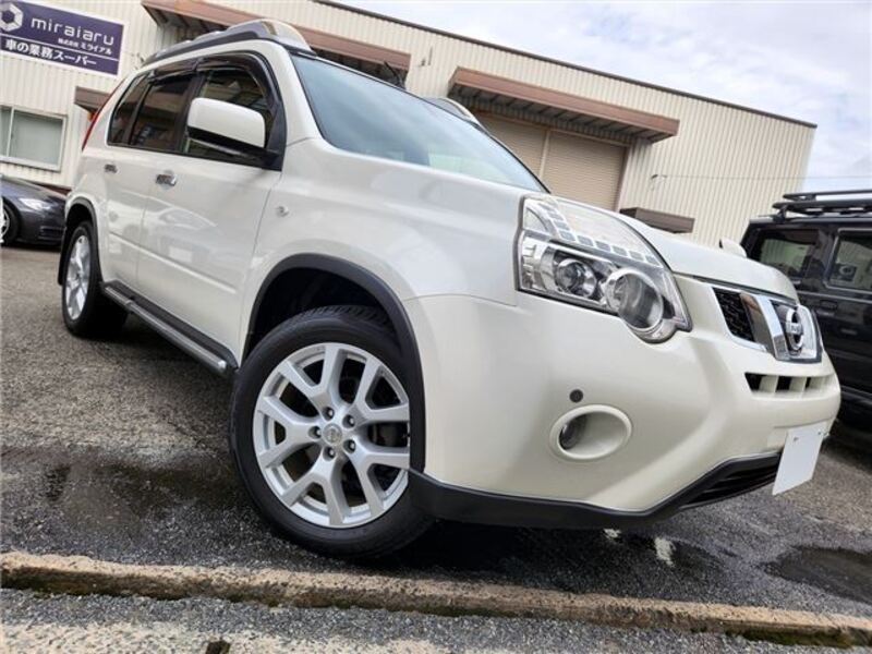 X-TRAIL-0