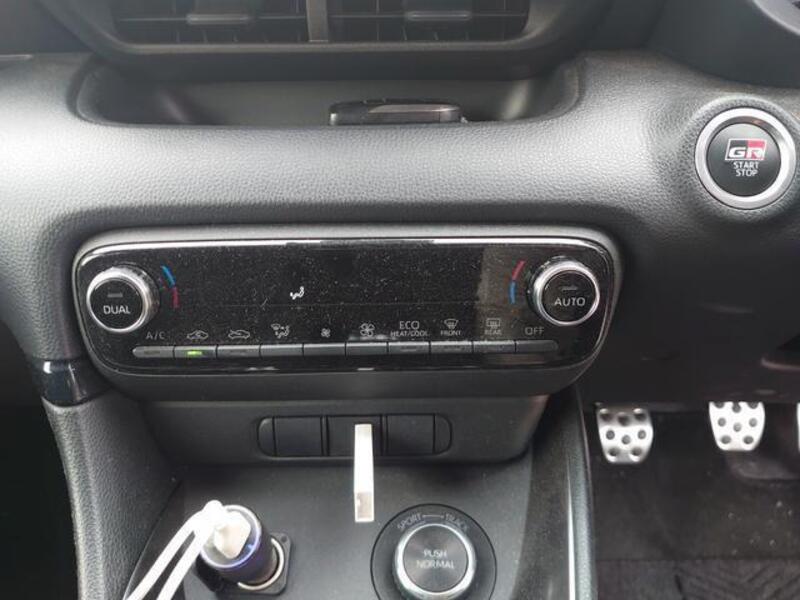 GR YARIS