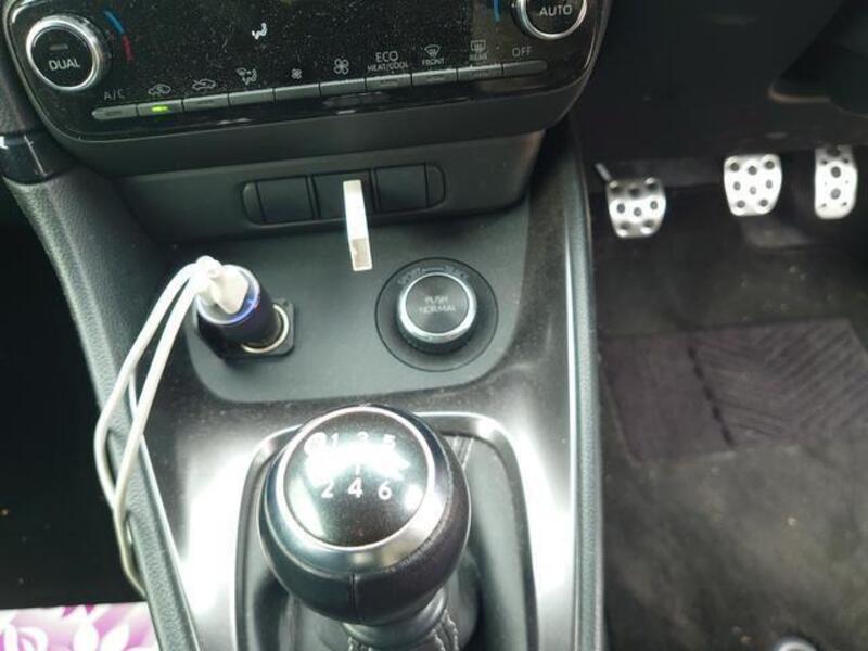 GR YARIS