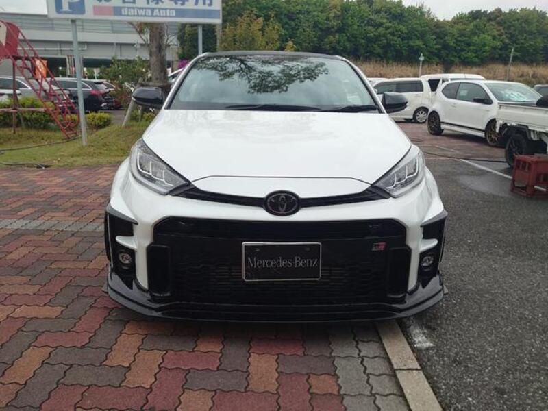 GR YARIS