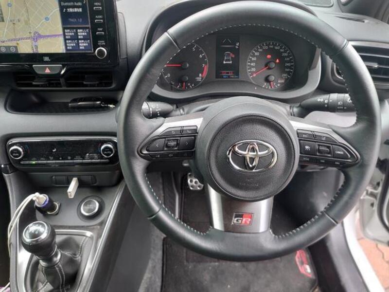 GR YARIS