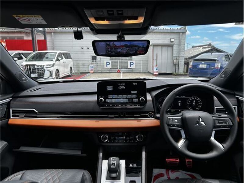 OUTLANDER PHEV