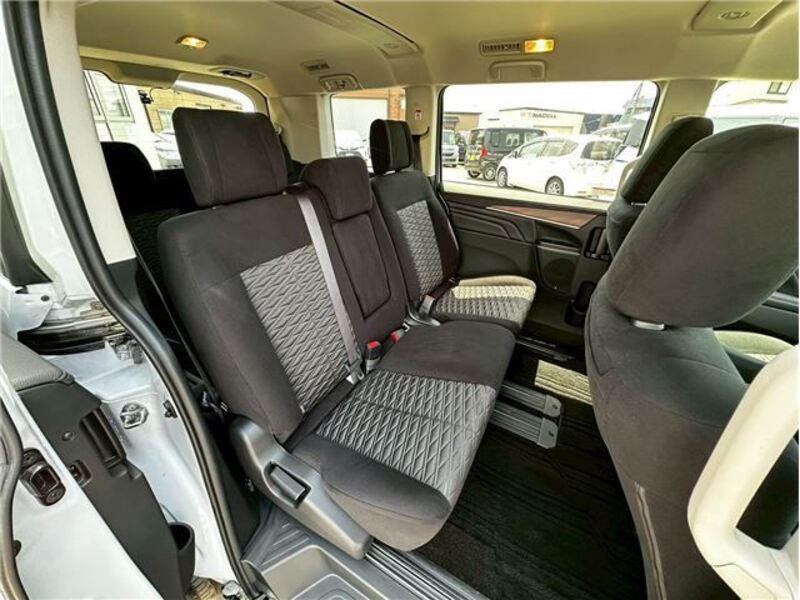 DELICA D5