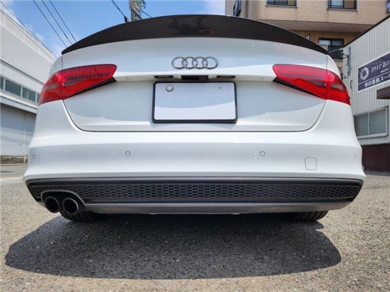 A4