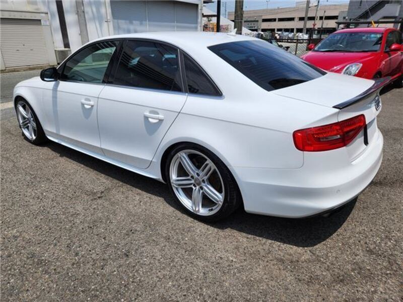 A4