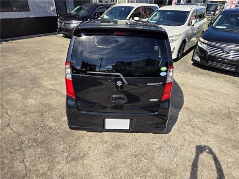 WAGON R
