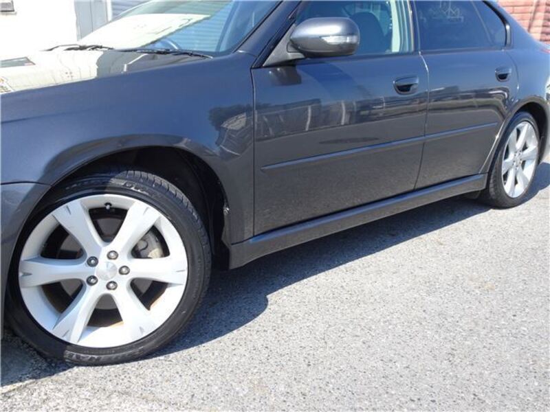 LEGACY B4
