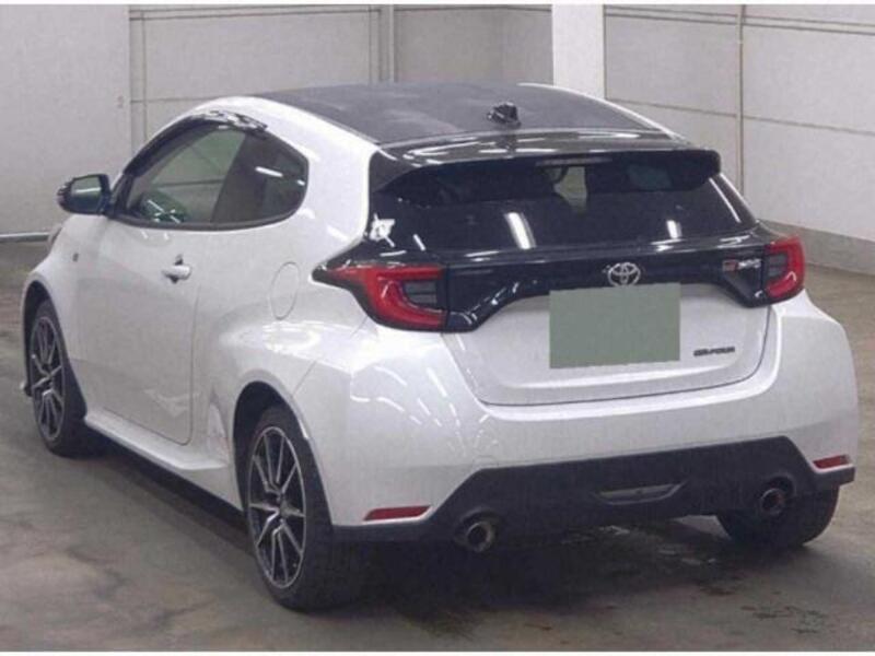 GR YARIS