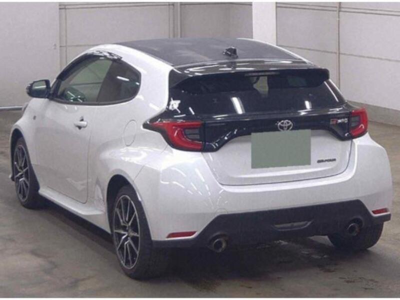 GR YARIS