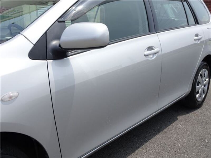 COROLLA FIELDER